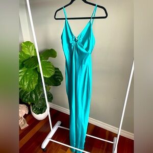 Stunning Turquoise Maxi Dress Size Medium